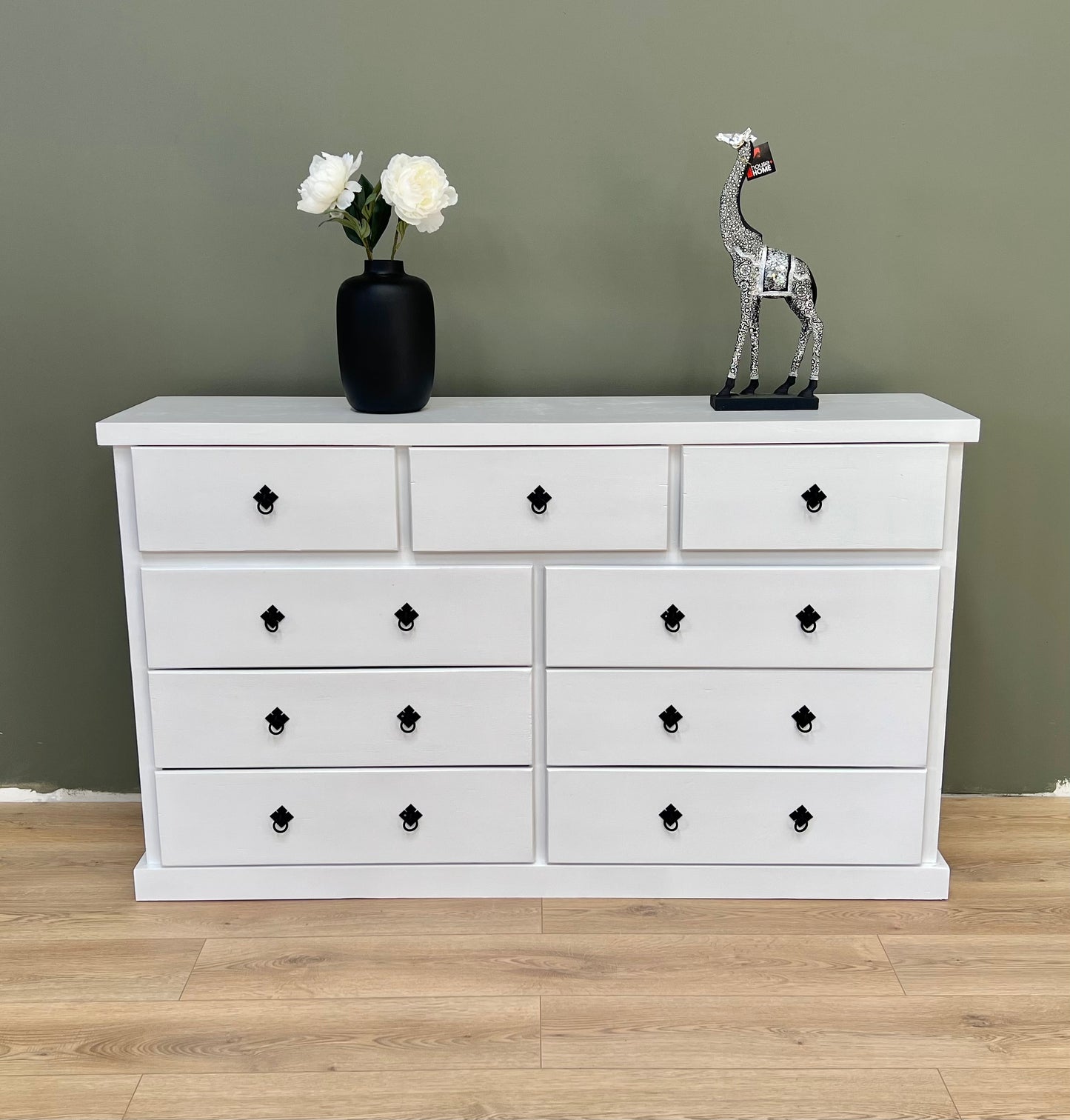 Cómoda 1,20 M - 9 Cajones